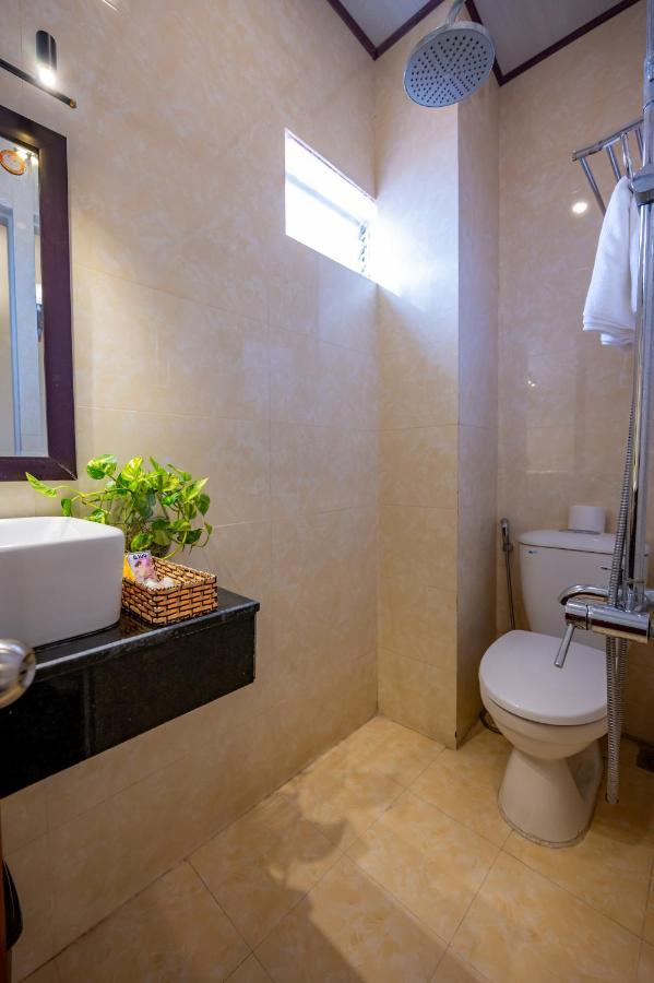 Golden Sun Hotel הוי אן מראה חיצוני תמונה